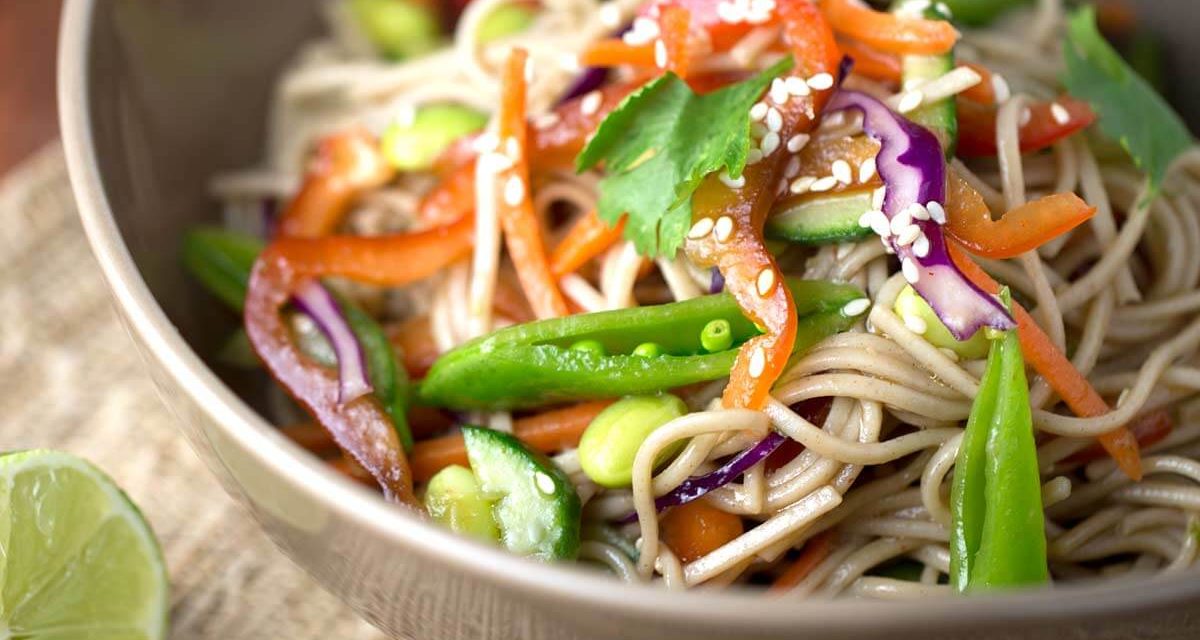 Recipe : Citrus salad with vegetables and noodles