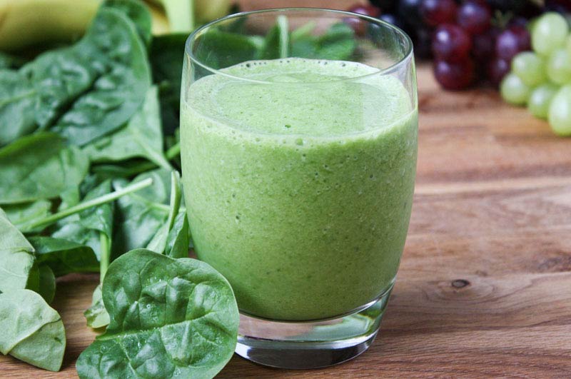Recipe : How To Make Healthy Green Spinach Smoothie