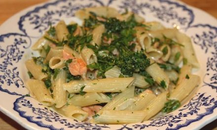 Recipe : Penne Pasta with Salmon and Broccoli