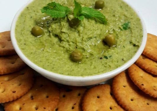 Recipe : Fresh Mint and Green Pea Hummus
