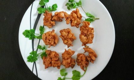 Recipe : South Indian Style Crispy Onion Fritter (Pakoda)