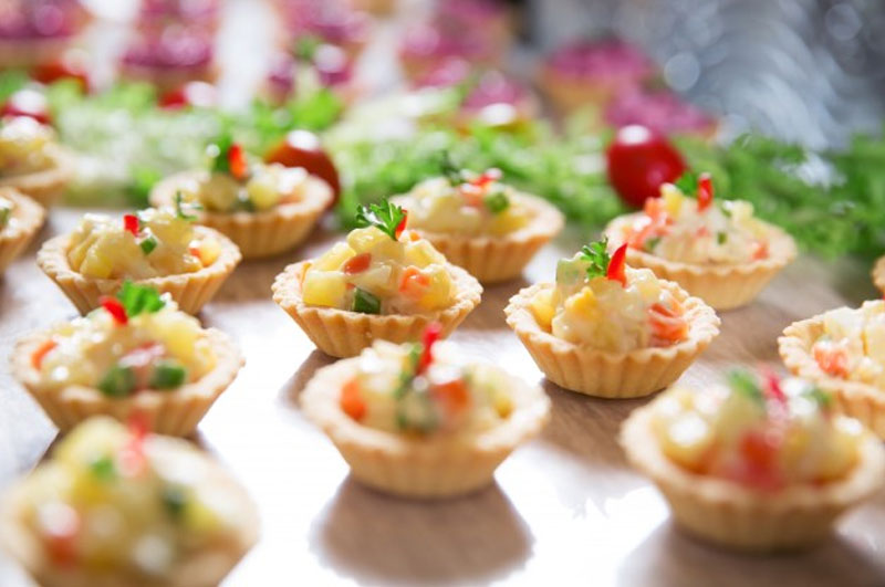 11 Super Easy Holiday Appetizers to Jazz Up Your New Years Eve Party